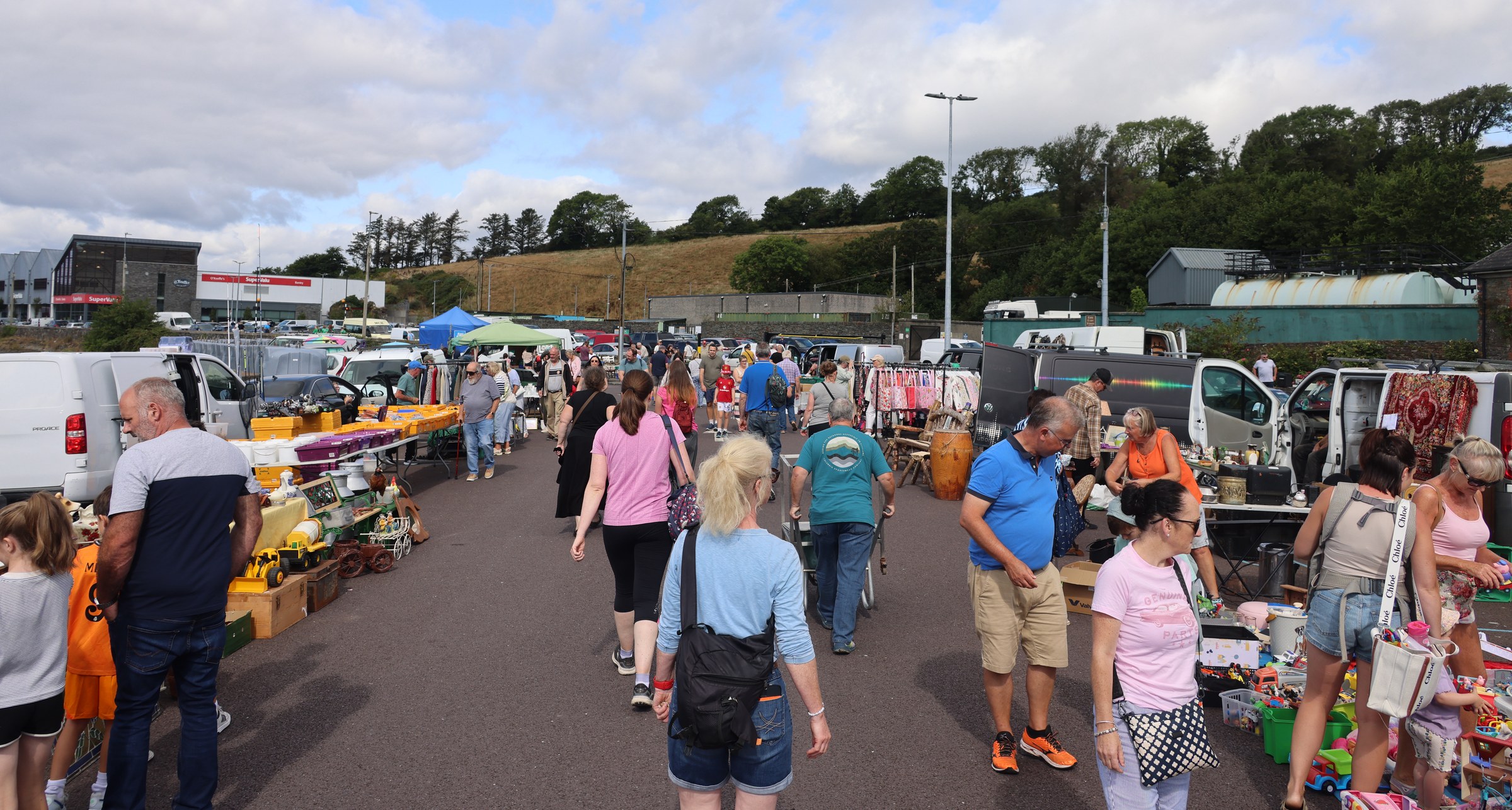 Crowds browsing the busy outdoor market in Bantry